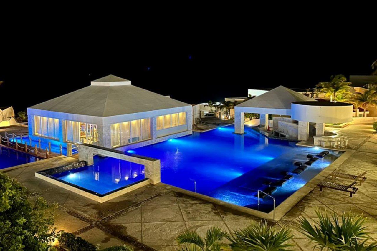 Solymar Beach Condos Cancun Ngoại thất bức ảnh