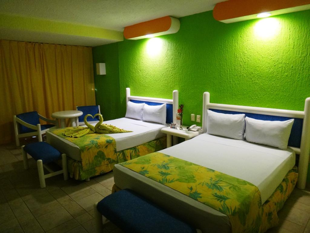 Solymar Beach Condos Cancun Ngoại thất bức ảnh